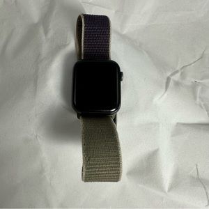 Apple Watch Series 5 44mm
